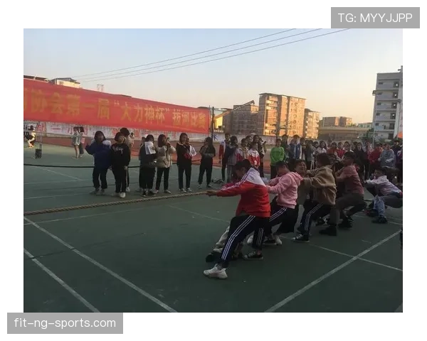 比赛结束规则解析：何时终止与裁判判定标准